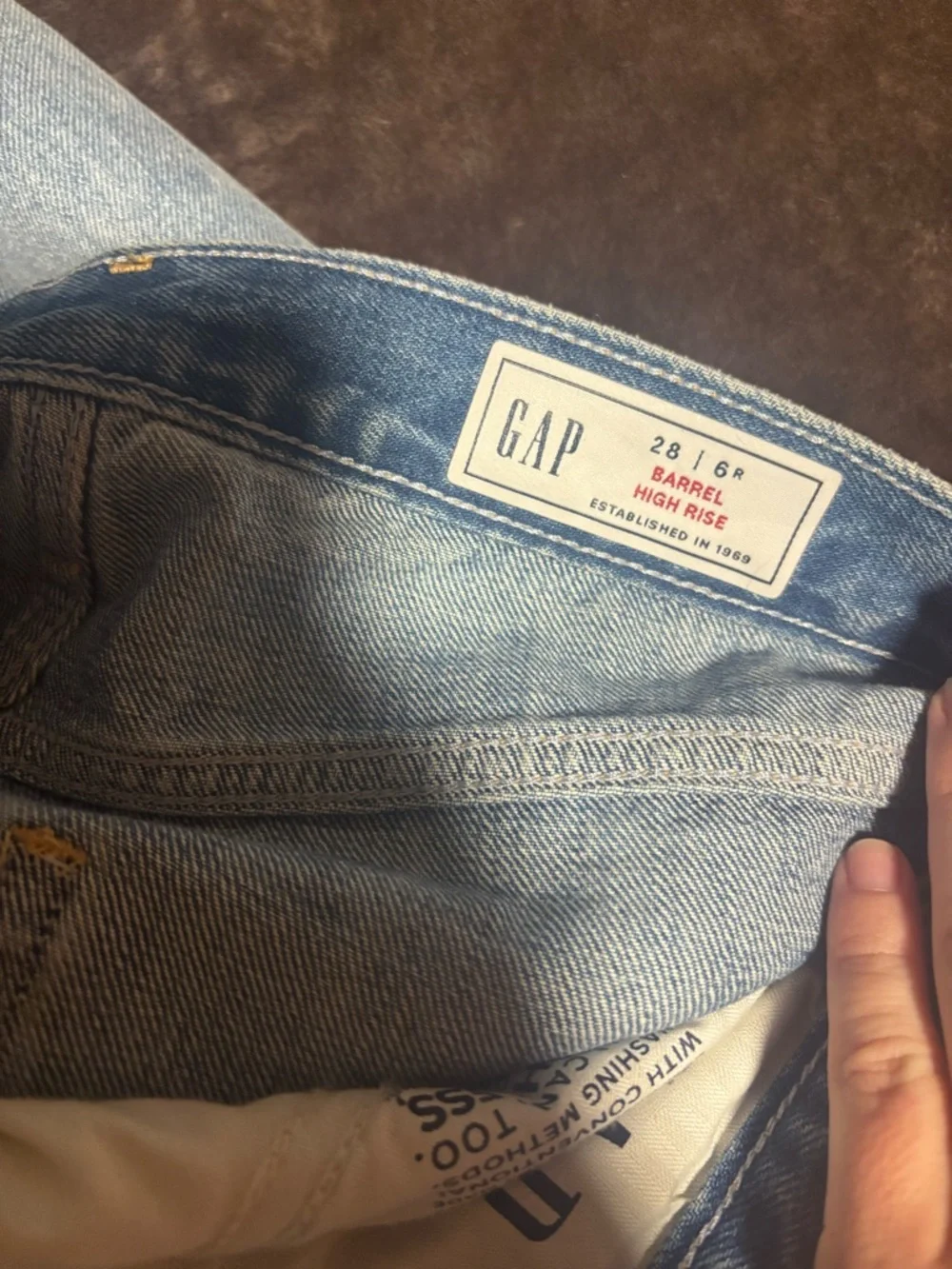 Barrel Jeans Distressed - Picture 2 of 3